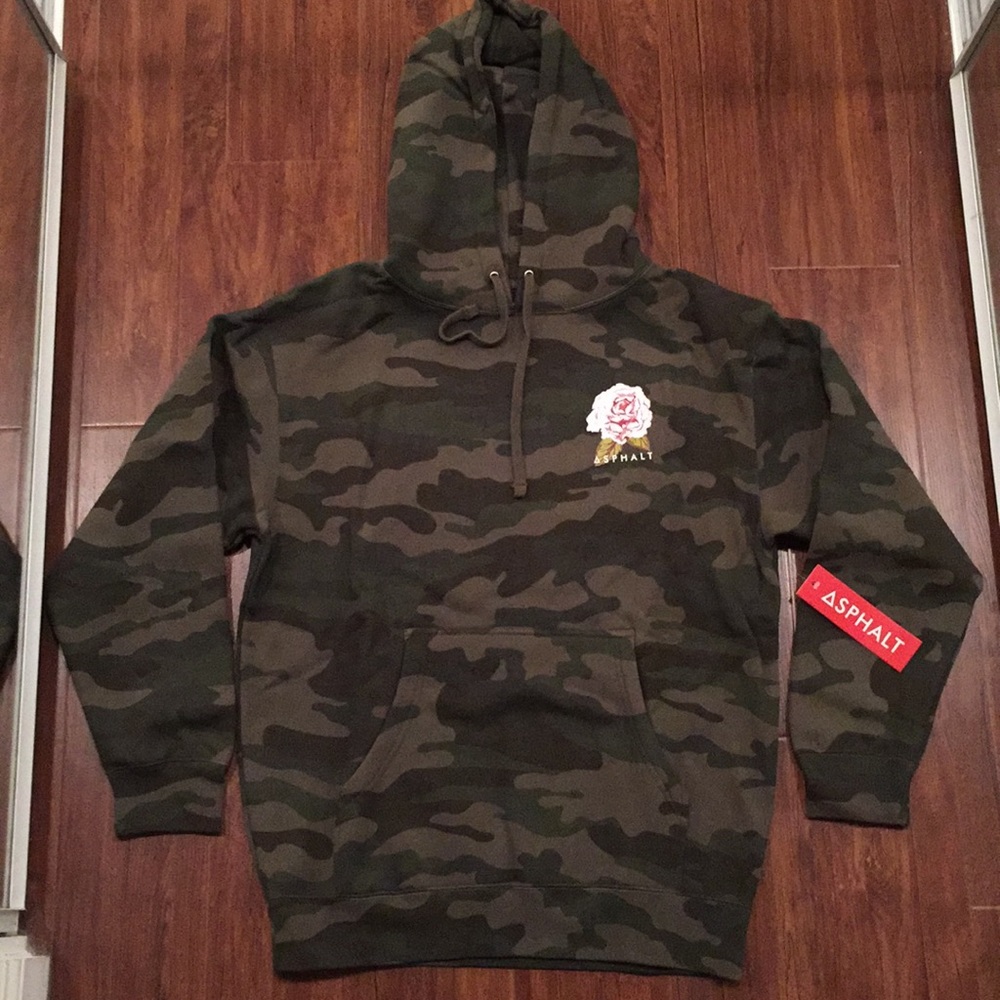 Men’s brand new Asphalt camo sweatshirt